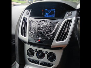 Ford Focus thumbnail