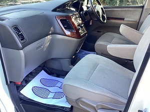 Nissan Elgrand thumbnail