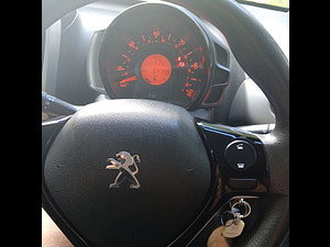Peugeot 108 thumbnail