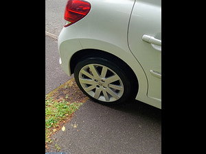 Peugeot 207 thumbnail