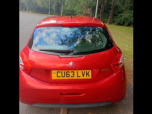 Peugeot 208 thumbnail