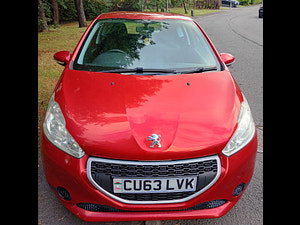 Peugeot 208 thumbnail