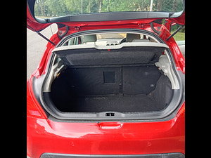 Peugeot 308 thumbnail