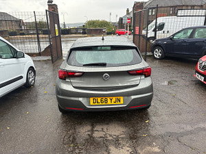 Vauxhall Astra thumbnail