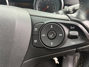Vauxhall Astra thumbnail