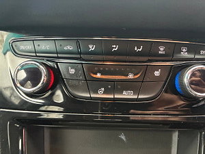 Vauxhall Astra thumbnail