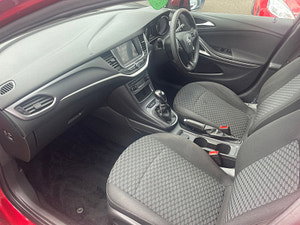 Vauxhall Astra thumbnail