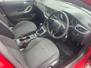 Vauxhall Astra thumbnail