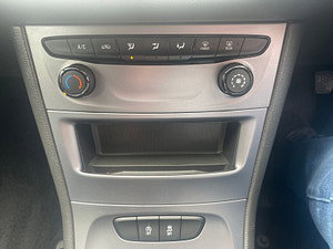 Vauxhall Astra thumbnail