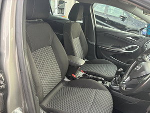 Vauxhall Astra thumbnail