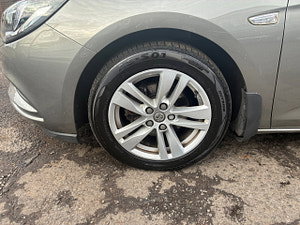 Vauxhall Astra thumbnail