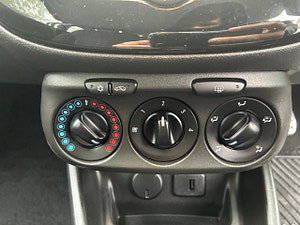 Vauxhall Corsa thumbnail