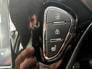 Vauxhall Corsa thumbnail