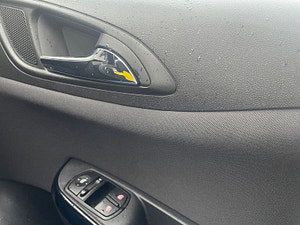 Vauxhall Corsa thumbnail