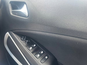 Vauxhall Crossland X thumbnail