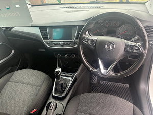 Vauxhall Crossland X thumbnail