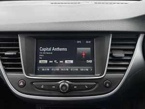 Vauxhall Crossland X thumbnail