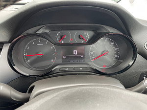 Vauxhall Crossland X thumbnail