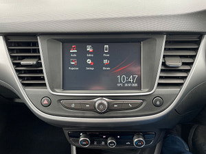 Vauxhall Crossland X thumbnail