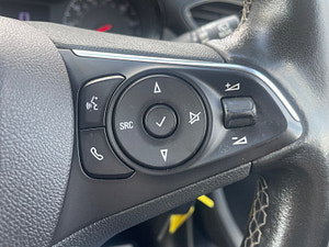 Vauxhall Crossland X thumbnail