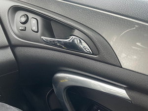Vauxhall Insignia thumbnail