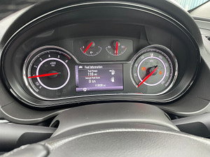 Vauxhall Insignia thumbnail