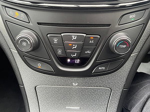Vauxhall Insignia thumbnail