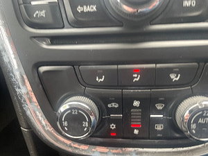 Vauxhall Mokka thumbnail