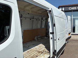 Vauxhall Movano thumbnail