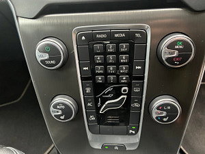 Volvo V40 thumbnail