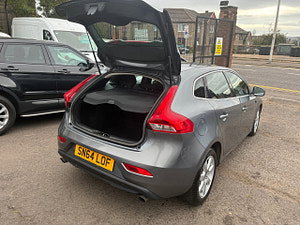 Volvo V40 thumbnail