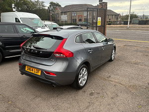 Volvo V40 thumbnail