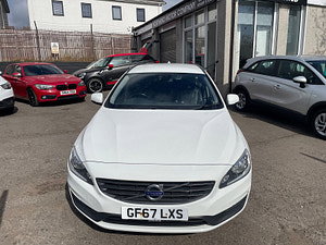 Volvo V60 thumbnail