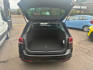 Volkswagen Passat thumbnail