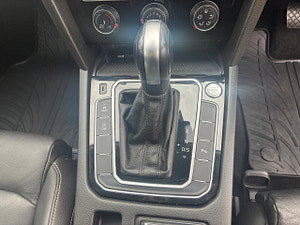 Volkswagen Passat thumbnail