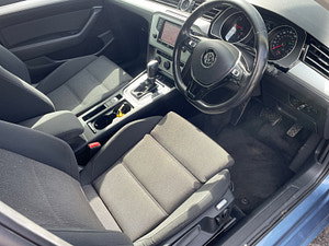 Volkswagen Passat thumbnail