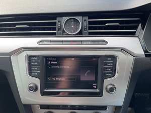 Volkswagen Passat thumbnail