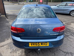 Volkswagen Passat thumbnail