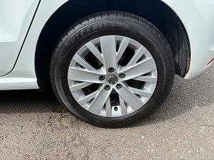 Volkswagen Polo thumbnail