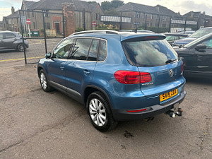 Volkswagen Tiguan thumbnail