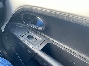 Volkswagen up! thumbnail