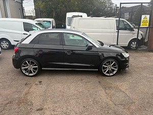 Audi A1 thumbnail