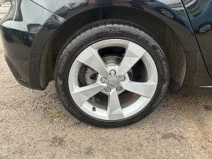 Audi A1 thumbnail
