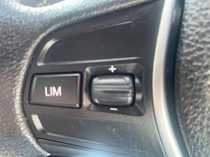 BMW 1 Series thumbnail