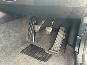 BMW 2 Series thumbnail