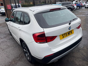 BMW X1 thumbnail