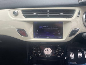 DS Automobiles DS 3 thumbnail