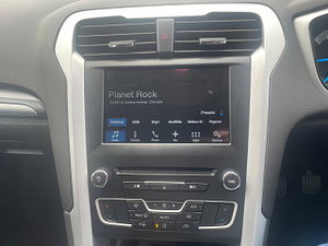 Ford Mondeo thumbnail