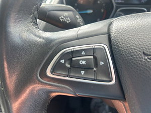 Ford C-Max thumbnail