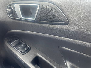 Ford EcoSport thumbnail